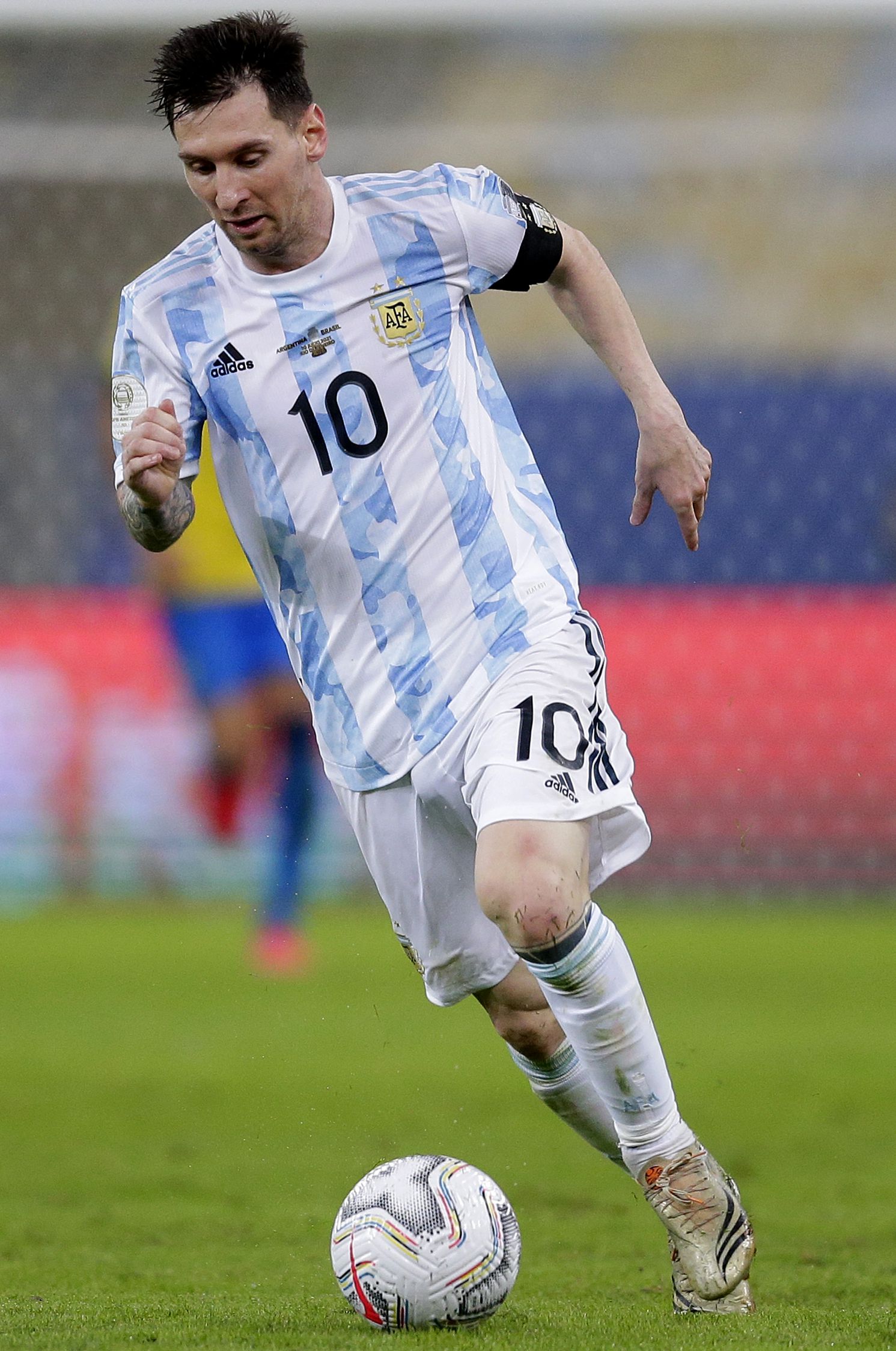 猛的攻击打 猛的攻击打