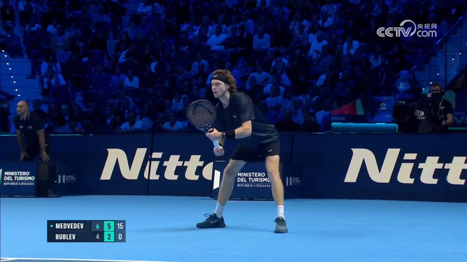 湖人引援再 湖人引援再