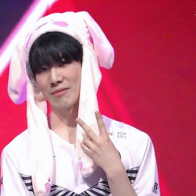 点亮灯光 点亮灯光